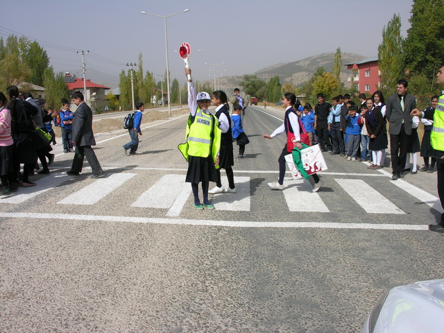 okul geçidi